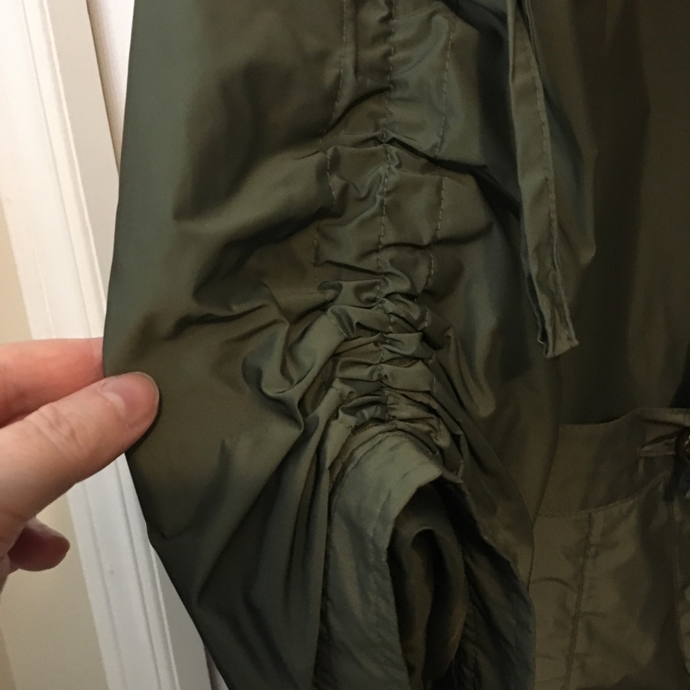Women's Green Spring Jacket - Picture 6 of 13